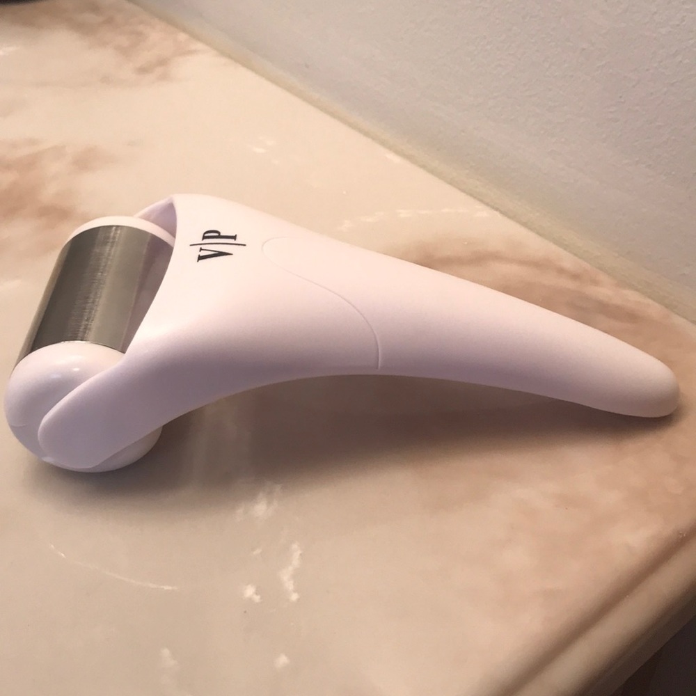 Vanity Planet Ice roller